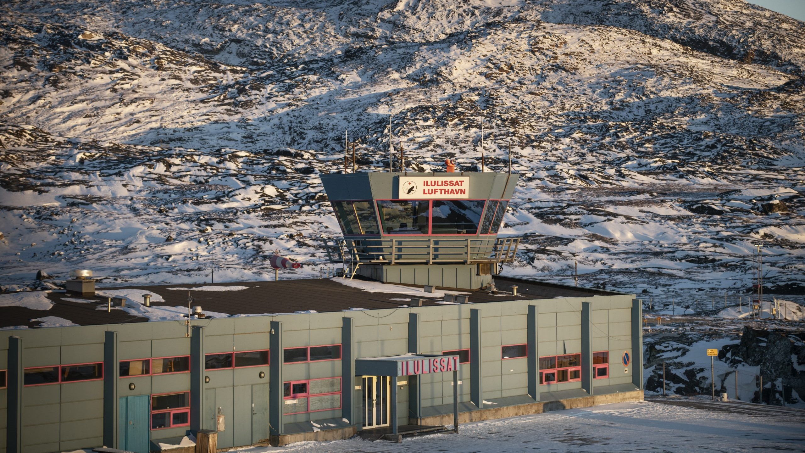 Illulissat_flyplass_Grønland_foto: Christian Sølbeck